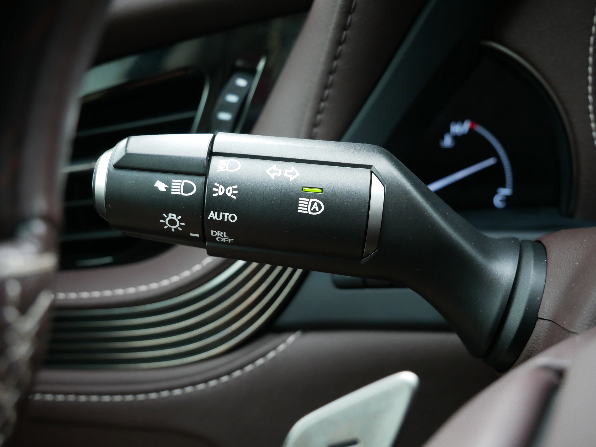 Used 2020 Lexus LS 500 AWD image 21