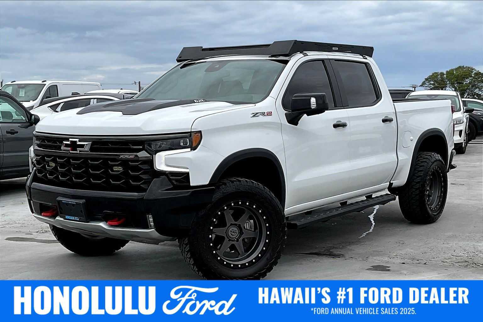 Used 2023 Chevrolet Silverado 1500 ZR2 image 6