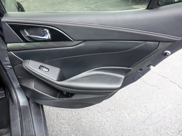 Used 2023 Nissan Maxima SL FWD image 27