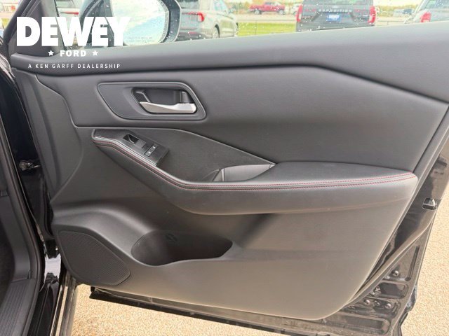 Used 2026 Nissan Rogue SV AWD/4WD image 39