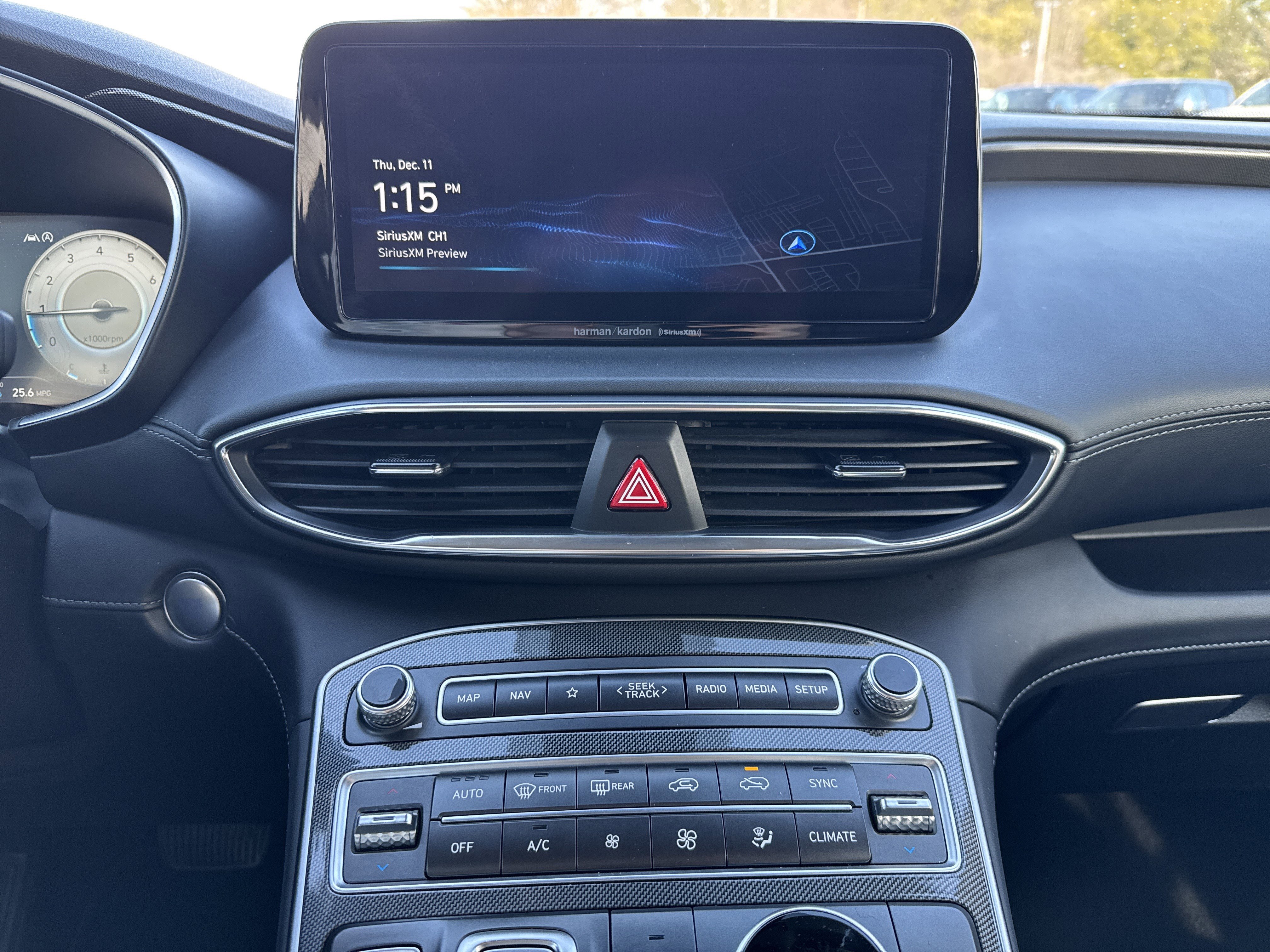 Used 2020 Hyundai Santa Fe Limited image 20