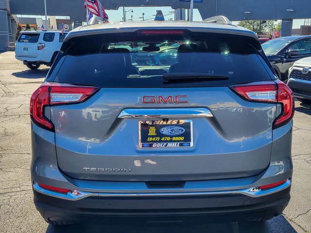 Used 2023 GMC Terrain SLT w/ Infotainment Package II image 8