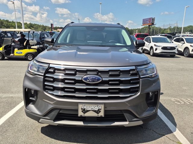 Certified 2025 Ford Explorer Active w/ Active Comfort Package AWD/4WD image 9