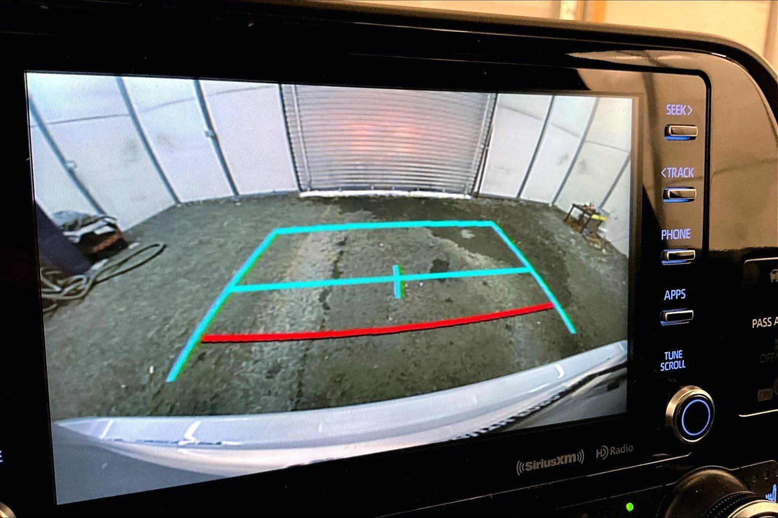 Used 2022 Toyota Highlander XLE image 20