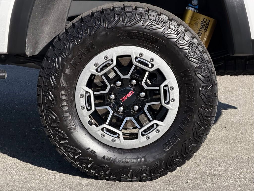 Used 2023 GMC Canyon AT4X w/ Edition 1 image 11