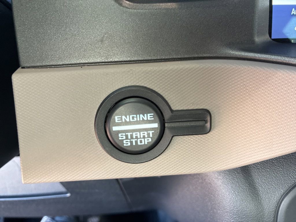 Certified 2024 Ford Bronco Wildtrak AWD/4WD image 32