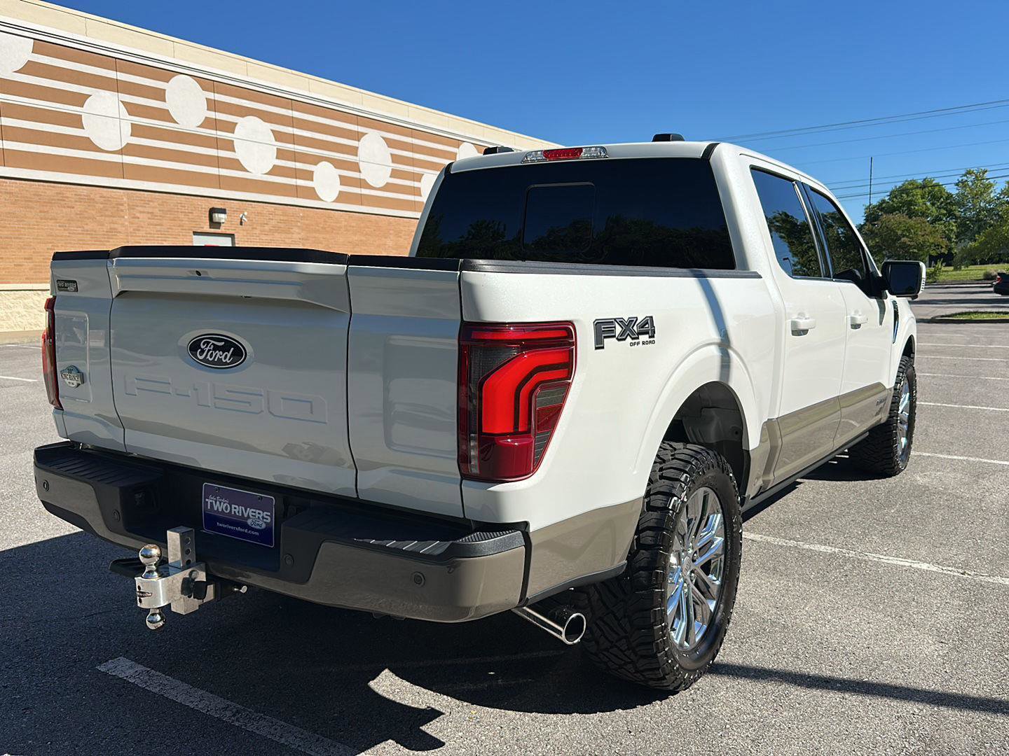 Certified 2025 Ford F150 King Ranch w/ FX4 Off-Road Package AWD/4WD image 5