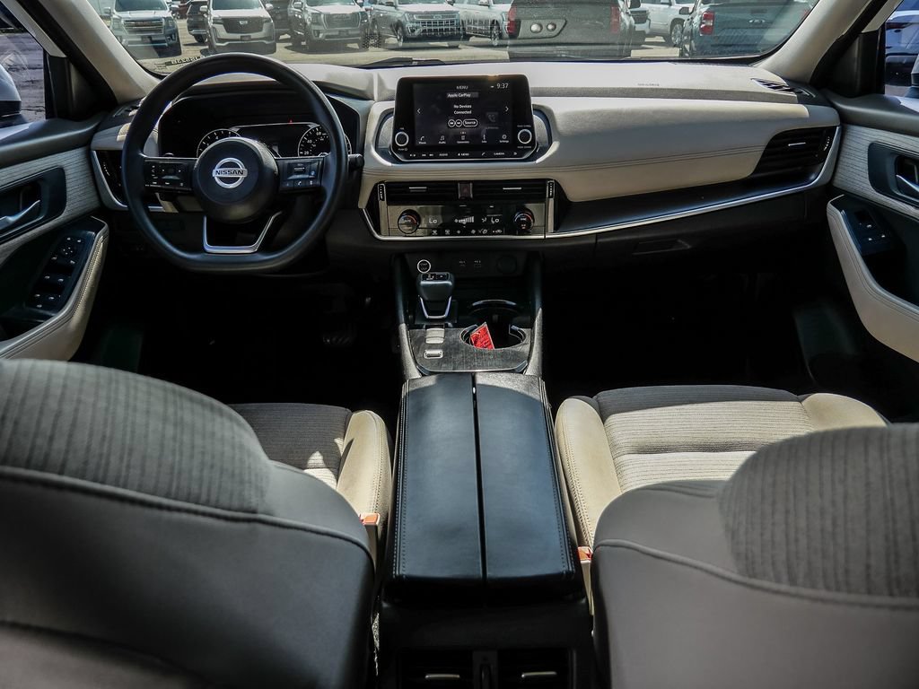 Used 2021 Nissan Rogue SV FWD image 42
