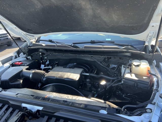 Used 2023 GMC Sierra 2500 AT4 w/ AT4 Premium Plus Package AWD/4WD image 10