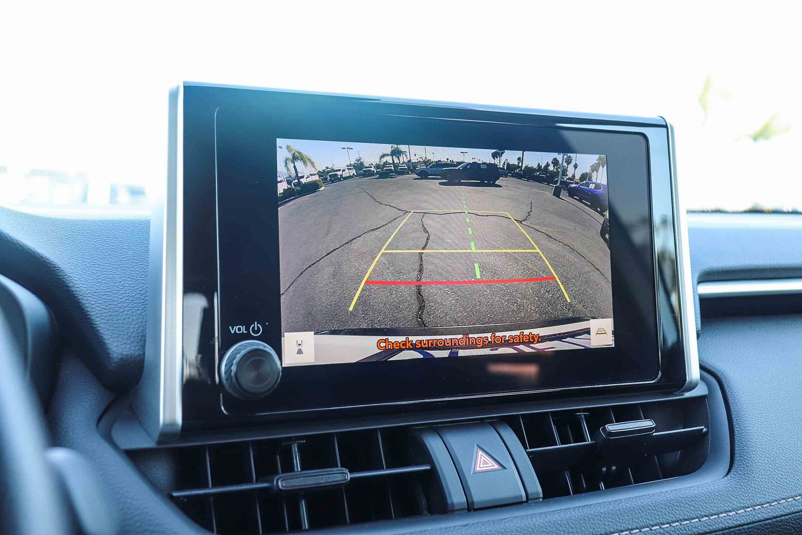 Used 2024 Toyota RAV4 XLE FWD image 25