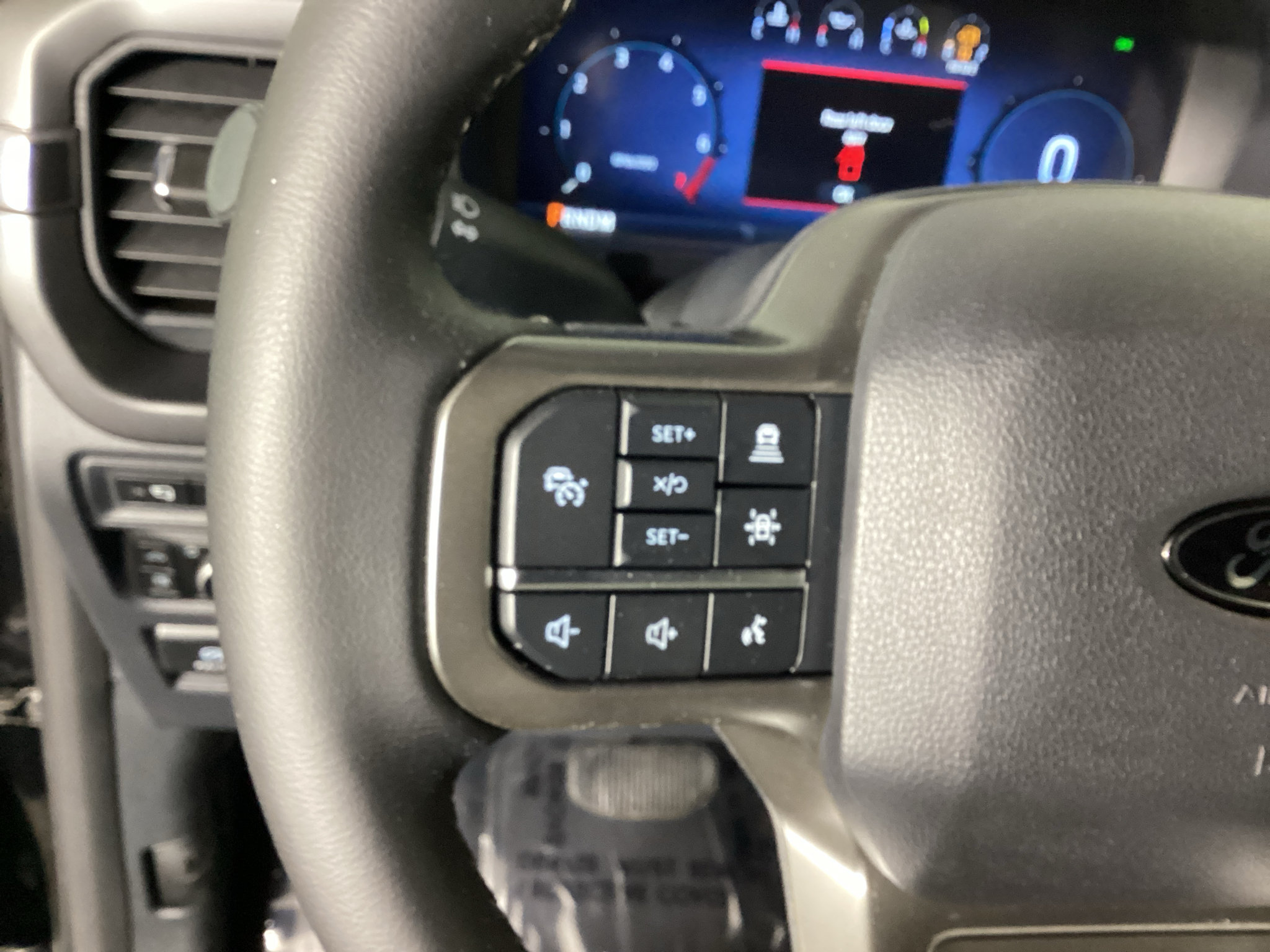 Certified 2024 Ford F150 XLT w/ Equipment Group 302A MID AWD/4WD image 19