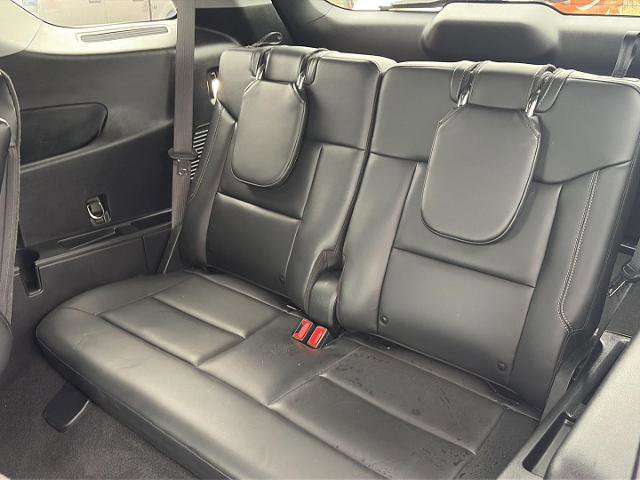 Certified 2021 Ford Explorer XLT w/ Equipment Group 202A image 15