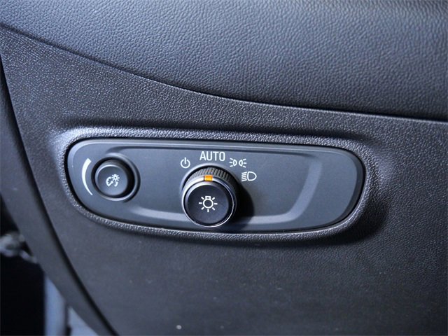 Used 2023 Chevrolet Equinox LT image 24