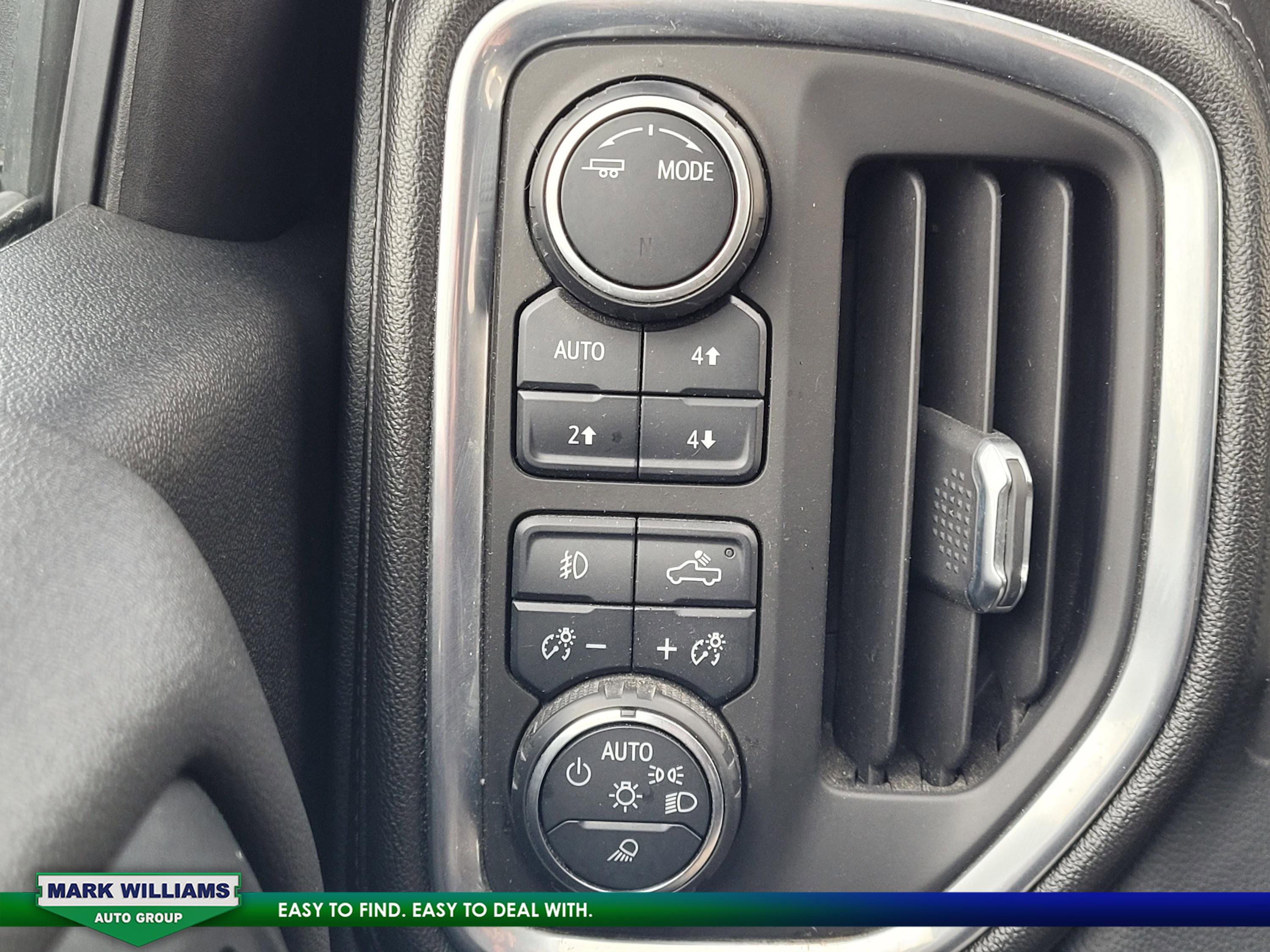 Used 2020 Chevrolet Silverado 1500 LTZ image 31