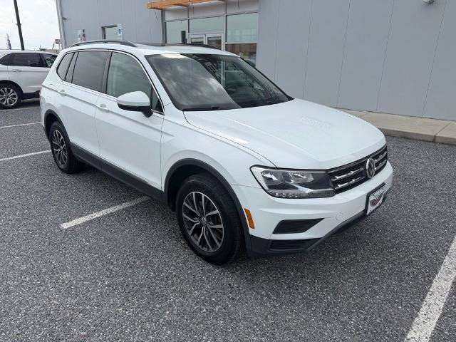 Used 2020 Volkswagen Tiguan SE w/ Panoramic Sunroof Package AWD/4WD image 2
