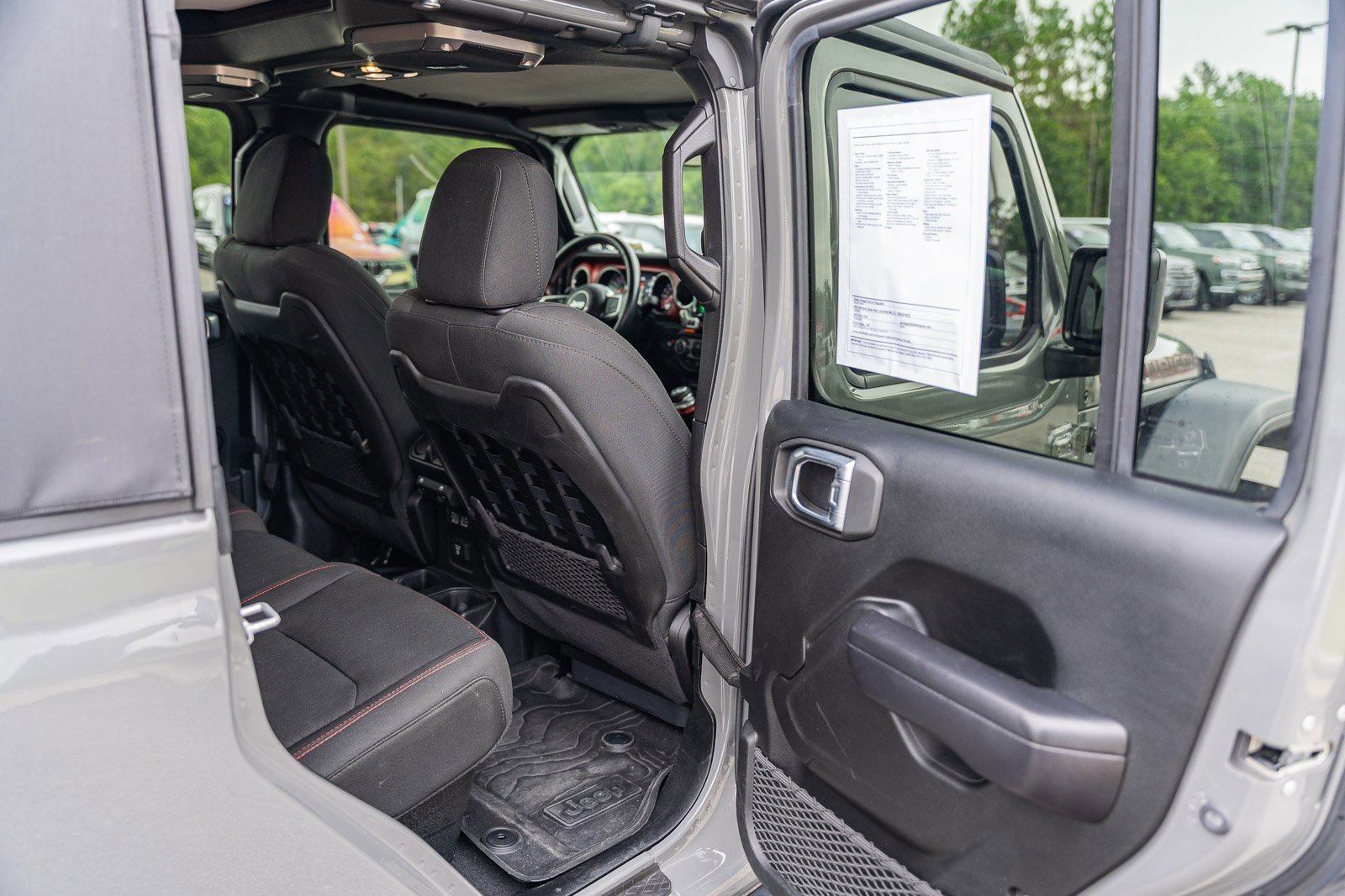 Used 2021 Jeep Gladiator Rubicon w/ Safety Group image 15