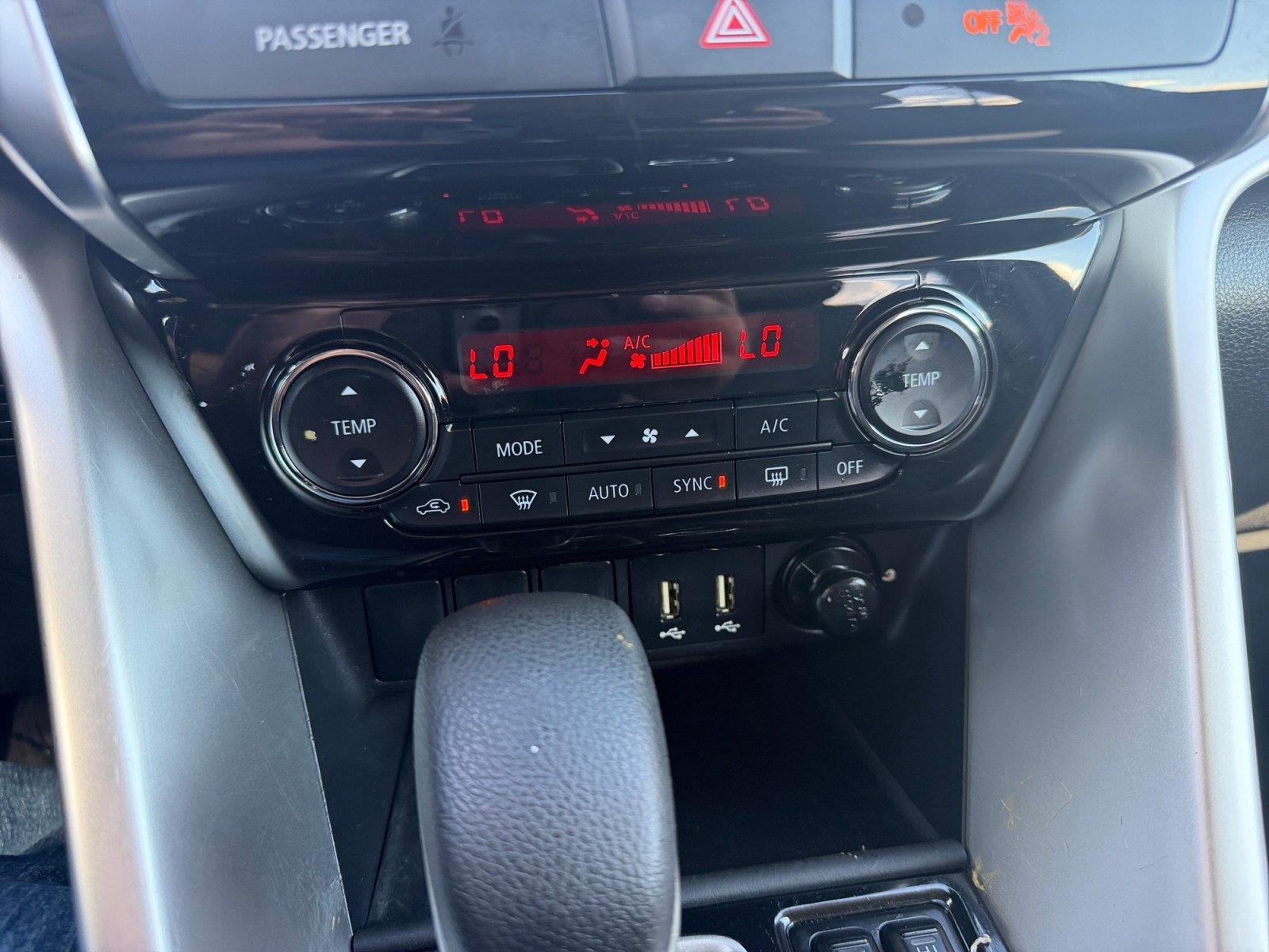 Used 2024 Mitsubishi Eclipse Cross AWD image 19
