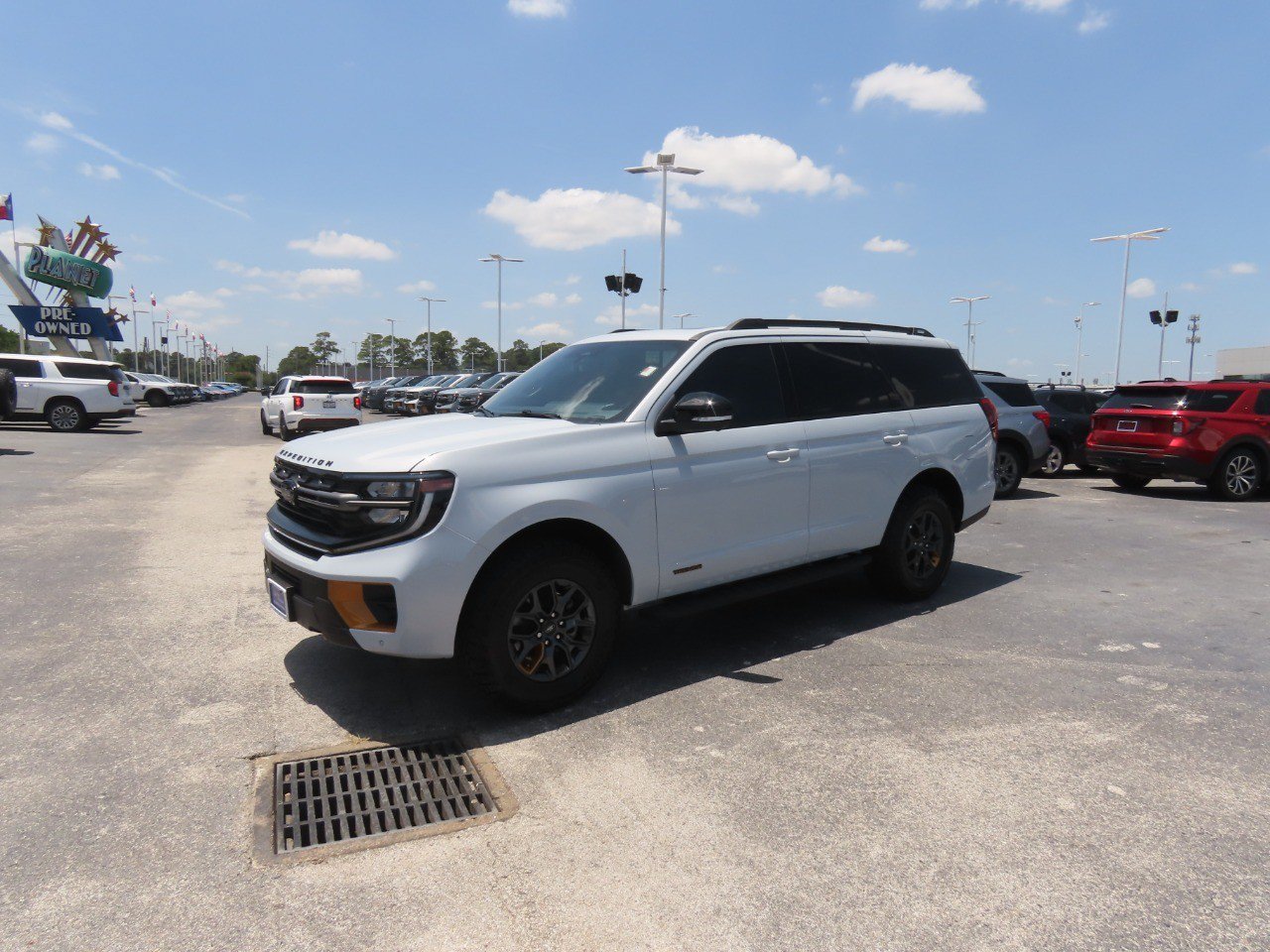 Certified 2026 Ford Expedition Tremor AWD/4WD image 2