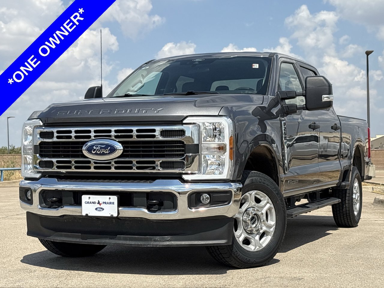 Certified 2025 Ford F250 XLT AWD/4WD image 2