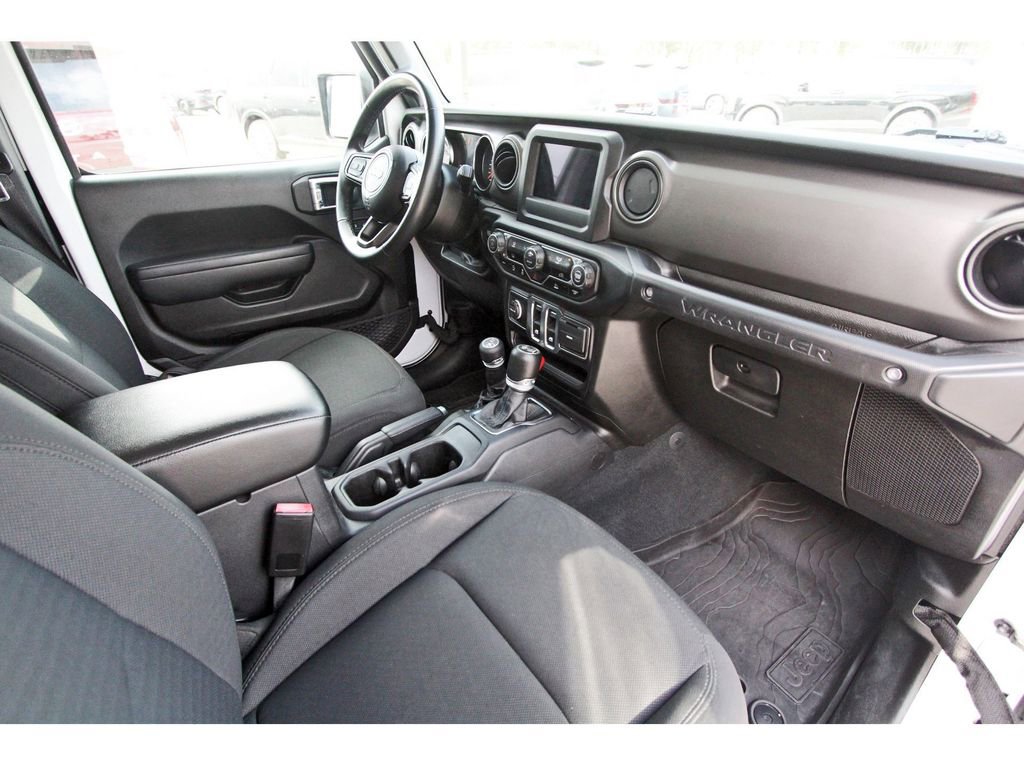 Used 2022 Jeep Wrangler Willys image 28