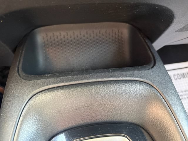 Used 2022 Toyota Corolla LE FWD image 26