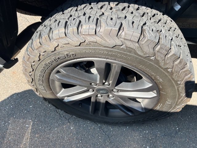 Certified 2022 Ford F150 XLT w/ Equipment Group 302A High image 9