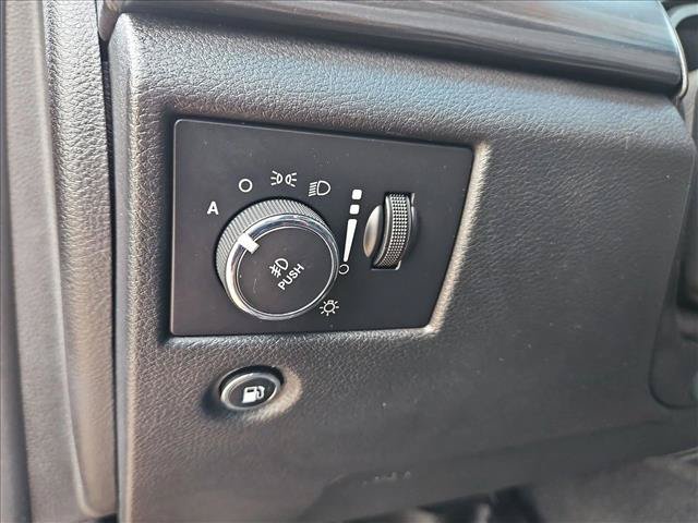 Used 2019 Jeep Grand Cherokee Altitude RWD image 11
