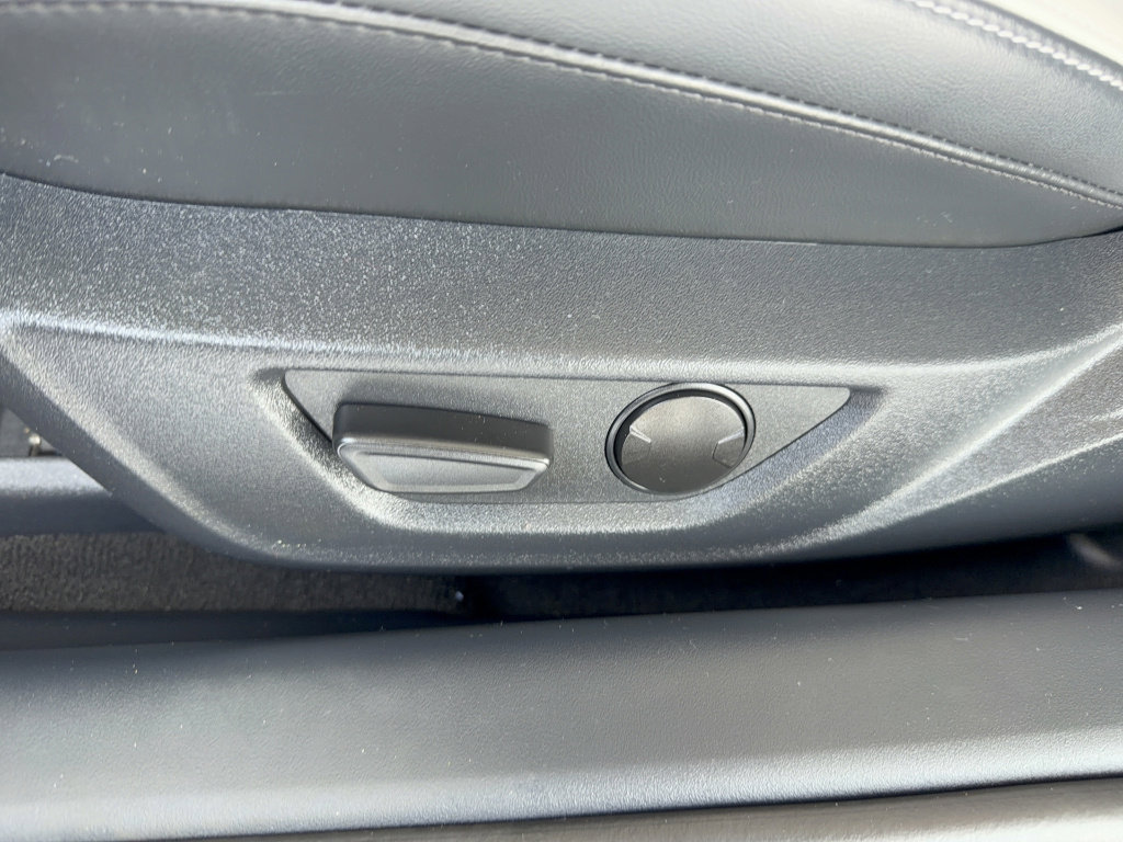 Certified 2024 Ford Mustang Premium RWD image 31