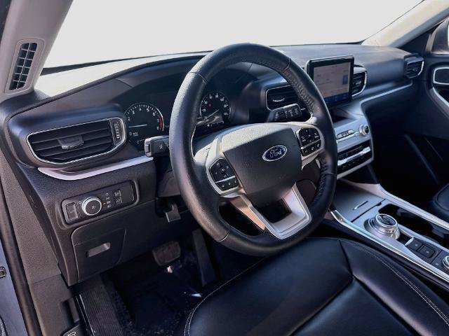 Certified 2021 Ford Explorer XLT w/ Equipment Group 202A AWD/4WD image 9