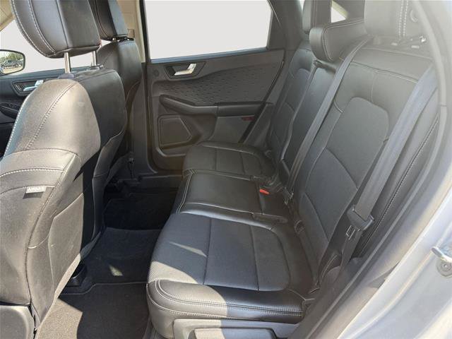 Certified 2020 Ford Escape Titanium AWD/4WD image 18