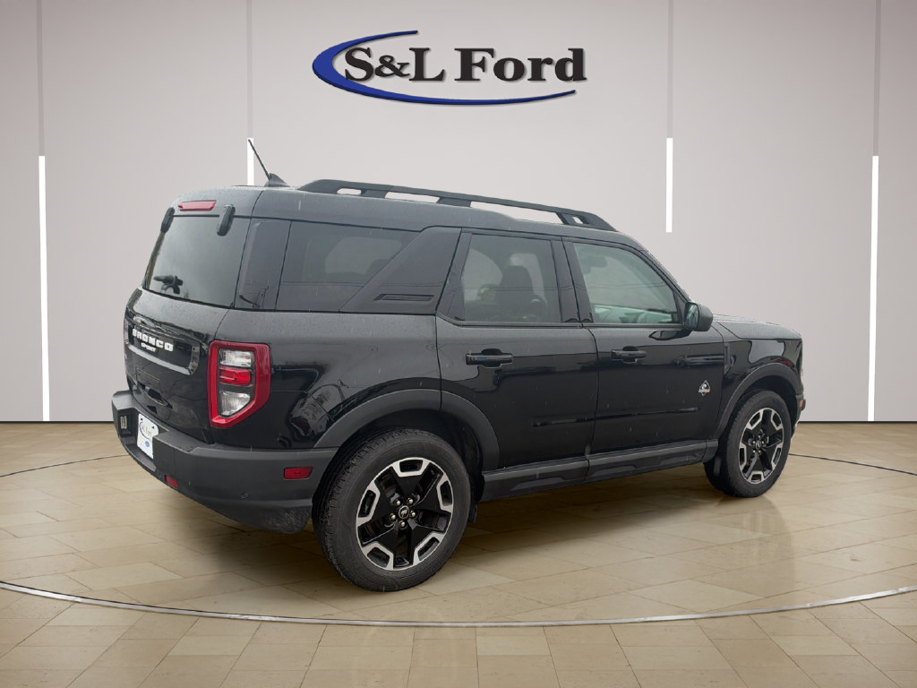Certified 2023 Ford Bronco Sport Outer Banks w/ Tech Package AWD/4WD image 8