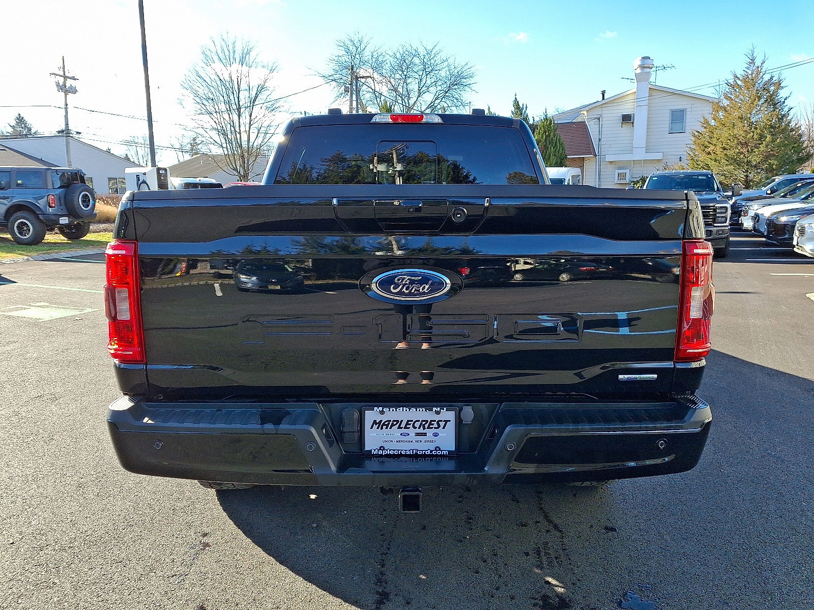 Certified 2023 Ford F150 XLT w/ Equipment Group 302A High image 4