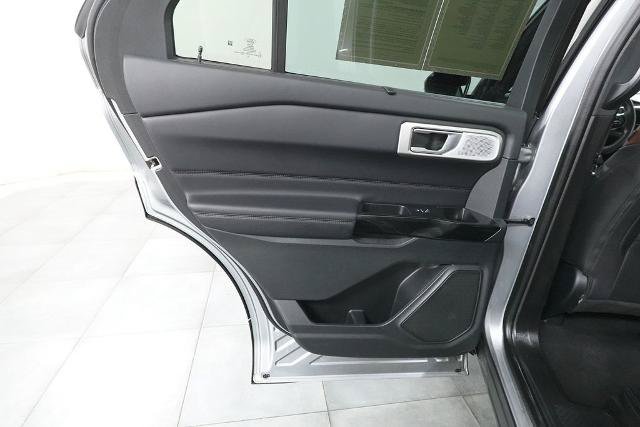 Certified 2023 Ford Explorer Platinum w/ Technology Package AWD/4WD image 28