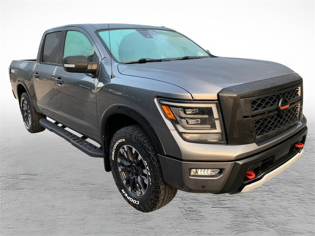 Used 2021 Nissan Titan PRO-4X w/ Pro-4x Convenience Package AWD/4WD image 8