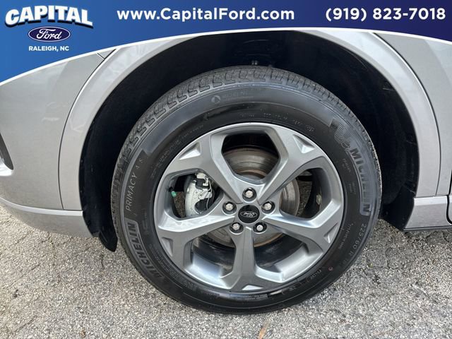 Certified 2024 Ford Escape ST-Line w/ Tech Pack #1 AWD/4WD image 12