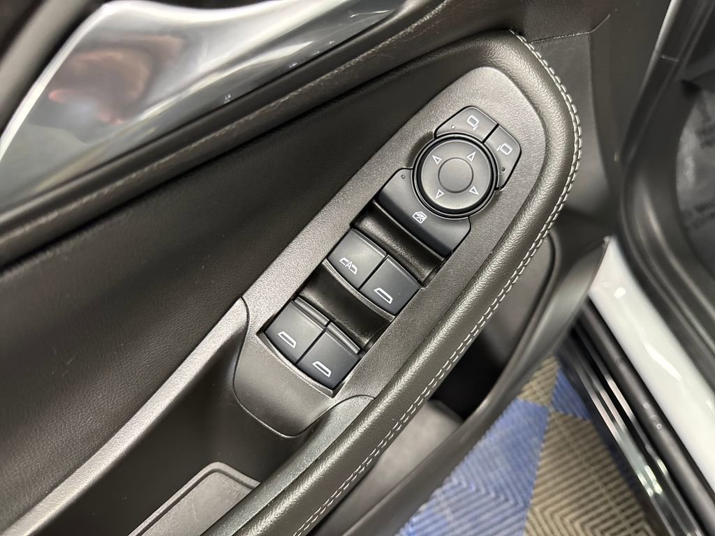 Used 2024 Buick Encore GX Sport Touring AWD/4WD image 12