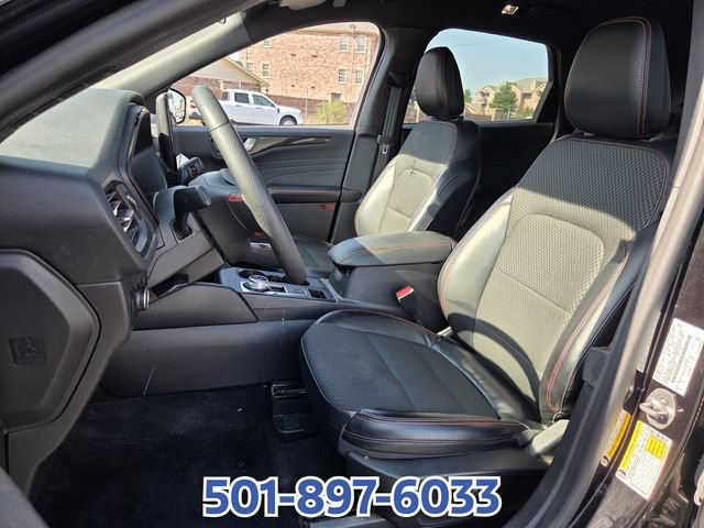 Certified 2023 Ford Escape ST-Line Select w/ Tech Pack #2 AWD/4WD image 9