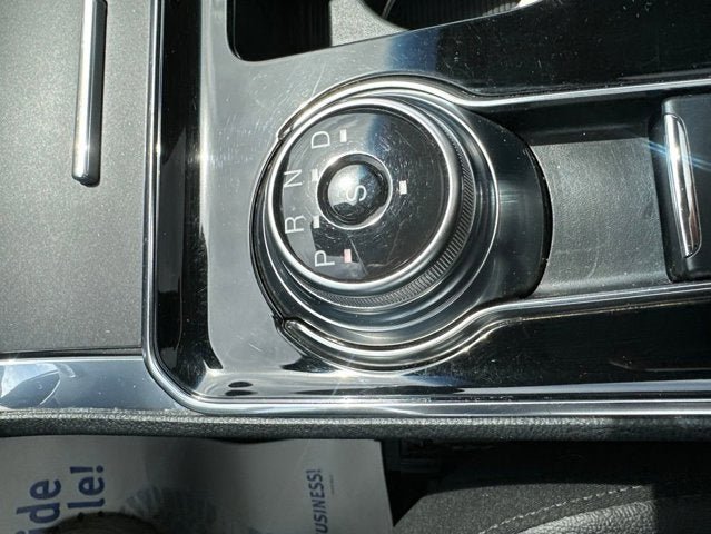 Certified 2020 Ford Edge Titanium FWD image 20