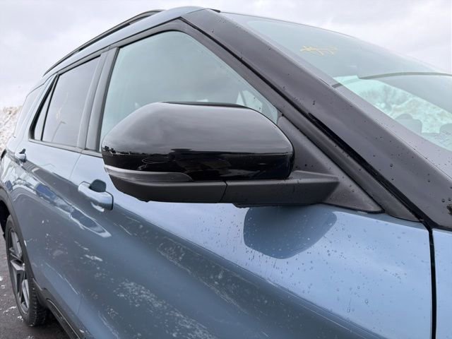 Certified 2025 Ford Explorer ST image 3