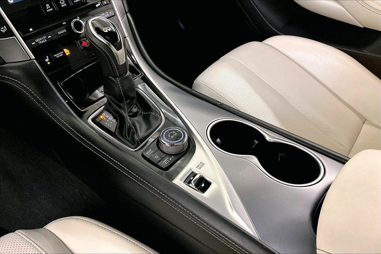 Used 2018 INFINITI Q60 3.0t Luxe w/ Sensory Package 3.0T Luxe image 16