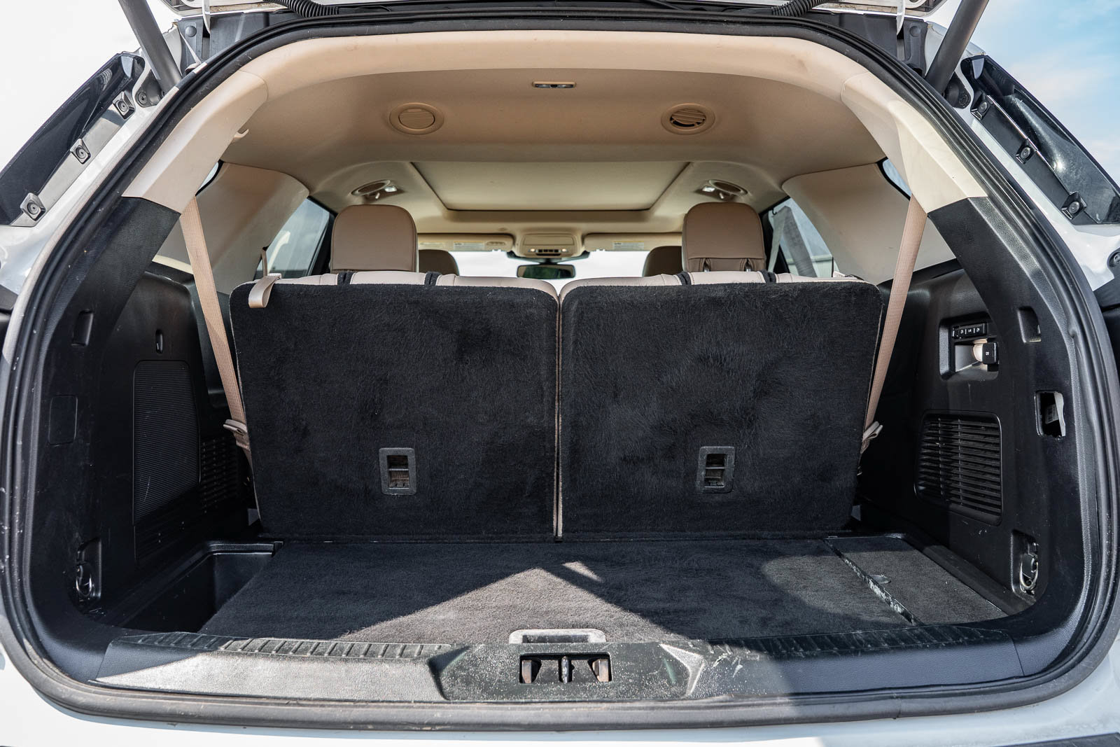 Certified 2020 Ford Explorer Limited RWD image 15