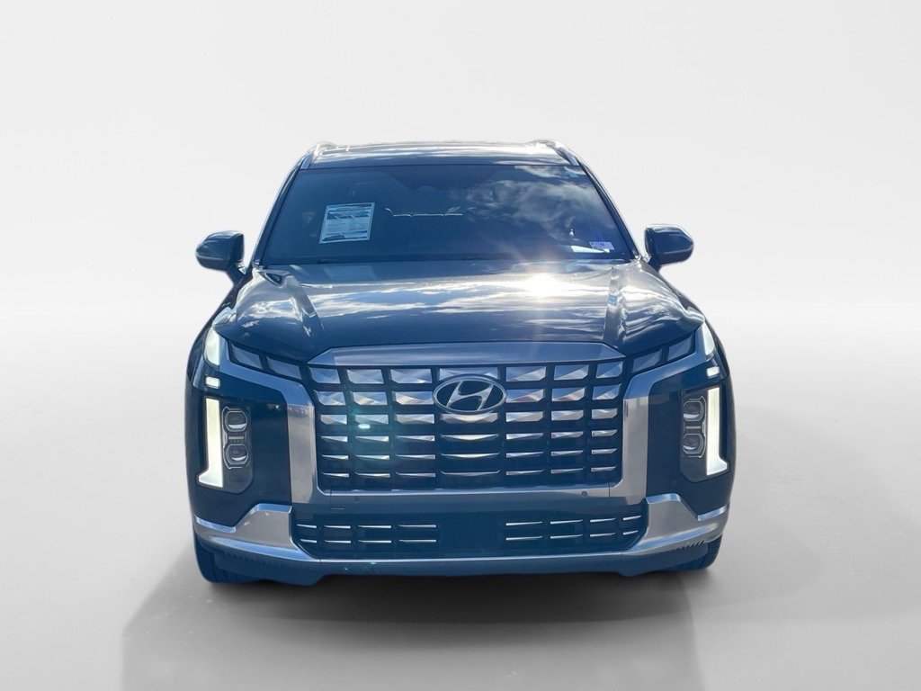 Used 2023 Hyundai Palisade Calligraphy image 9