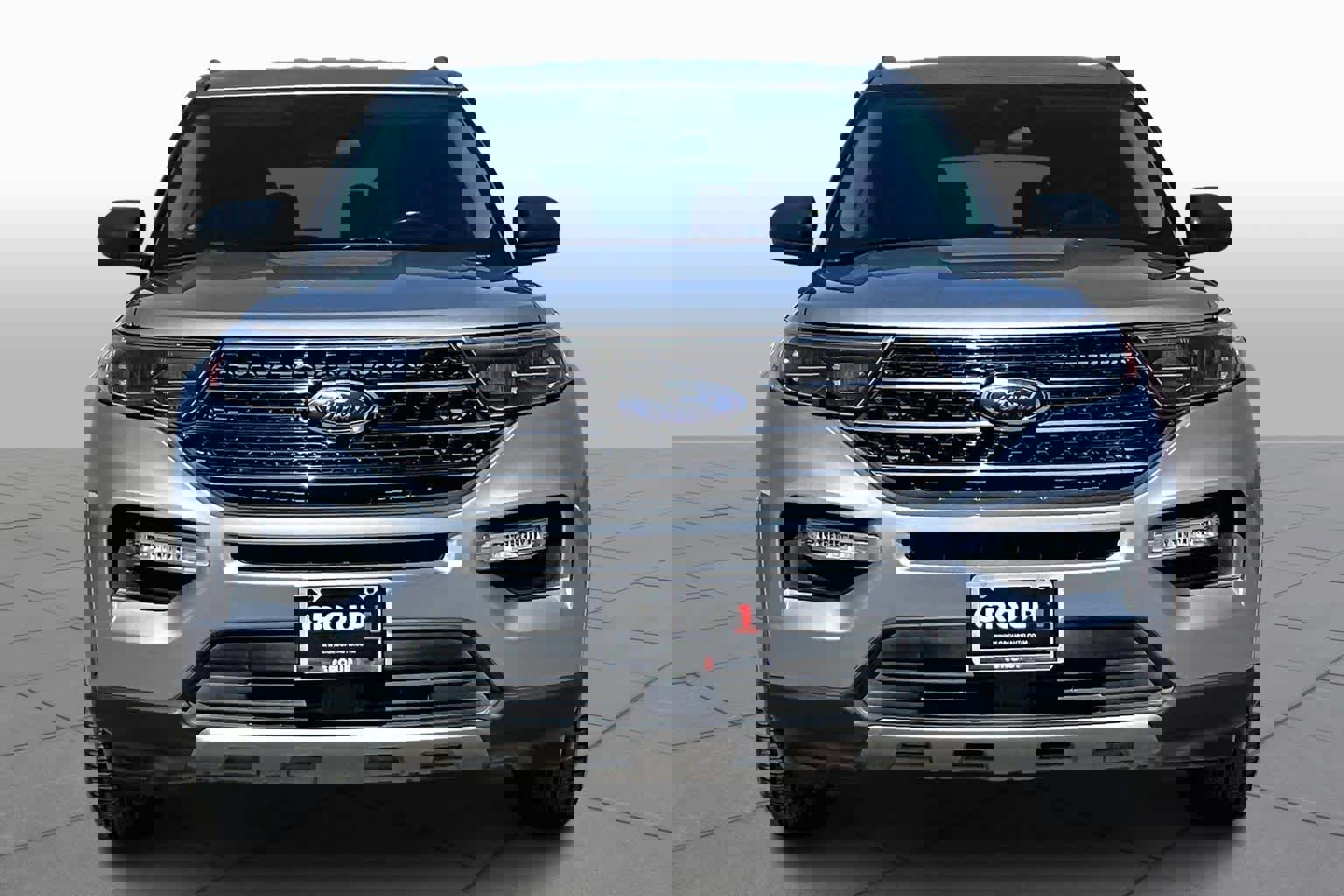 Certified 2021 Ford Explorer XLT w/ Equipment Group 202A image 6