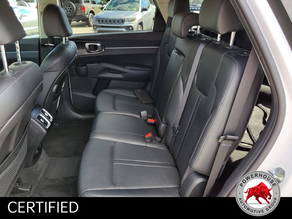 Used 2022 Kia Sorento S FWD image 16