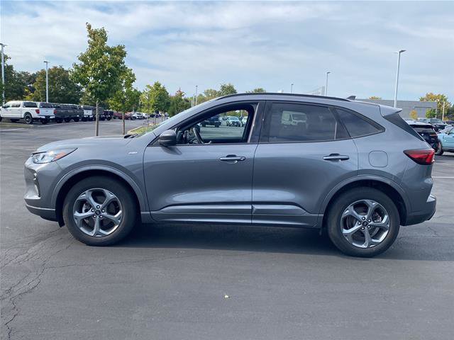 Certified 2023 Ford Escape ST-Line w/ Tech Pack #1 AWD/4WD image 7