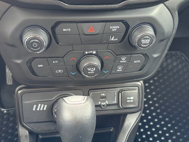 Used 2023 Jeep Renegade Limited AWD/4WD image 5