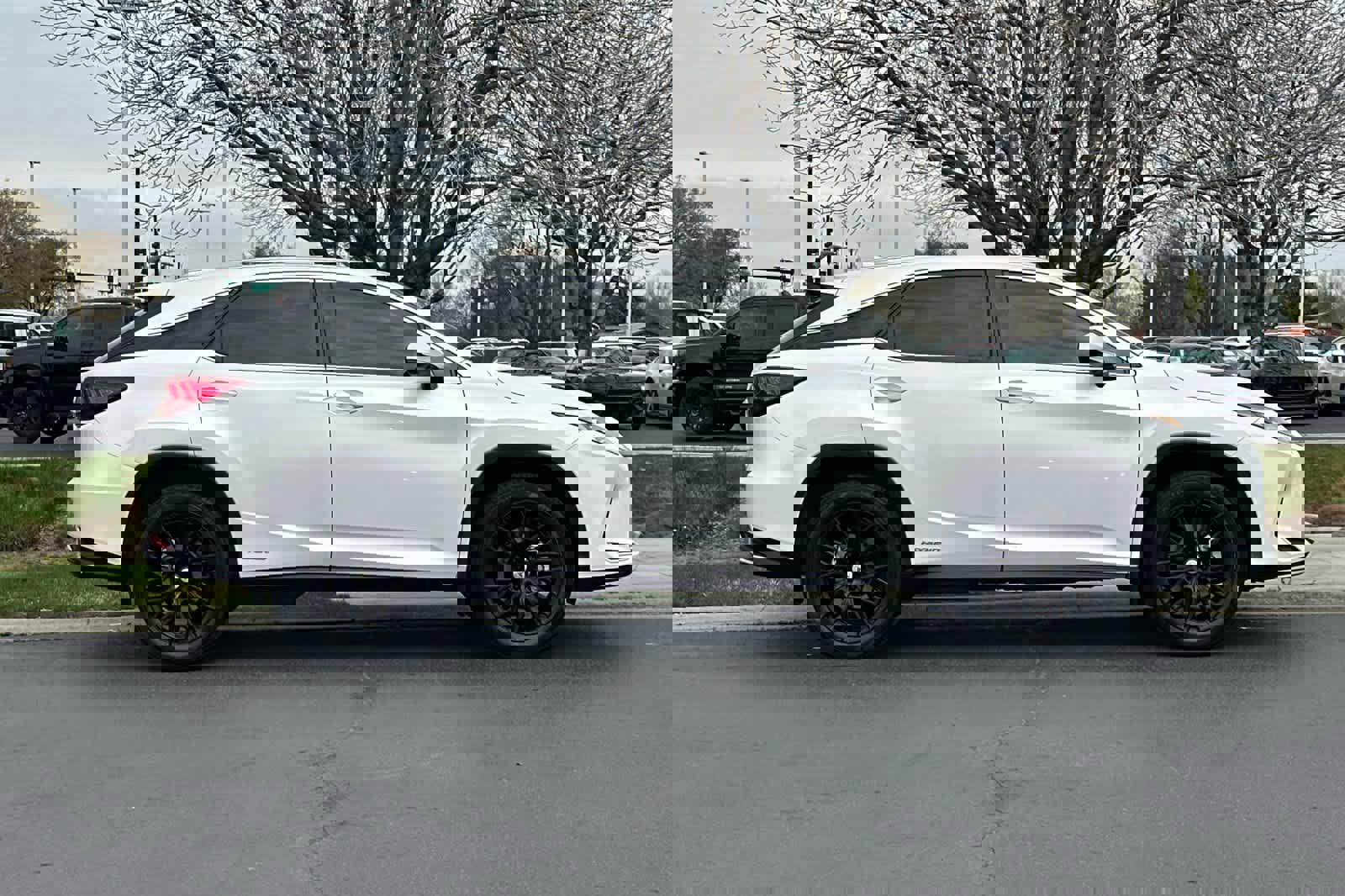 Used 2022 Lexus RX 450h AWD w/ Premium Package image 8