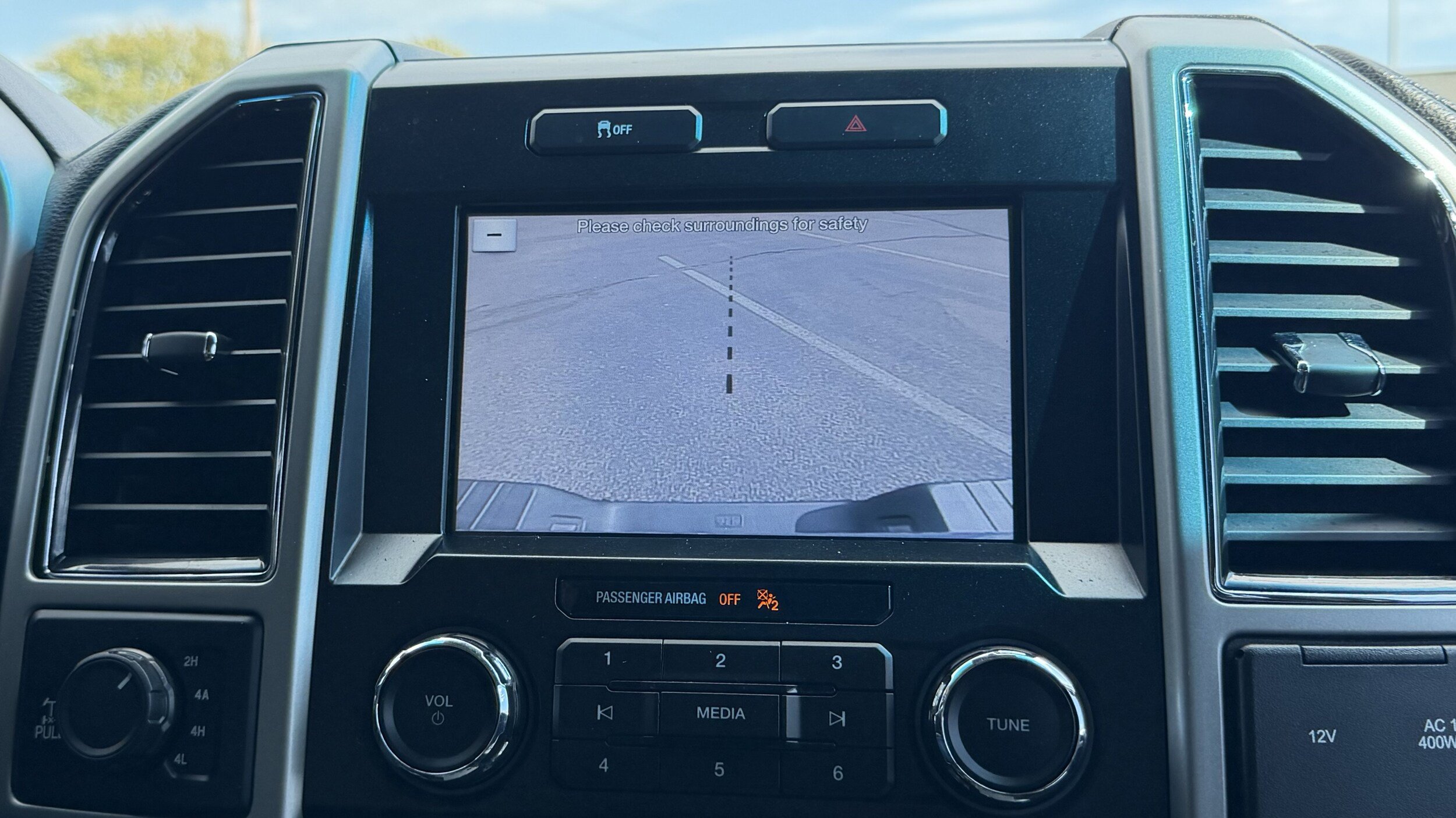 Certified 2017 Ford F150 Lariat AWD/4WD image 45