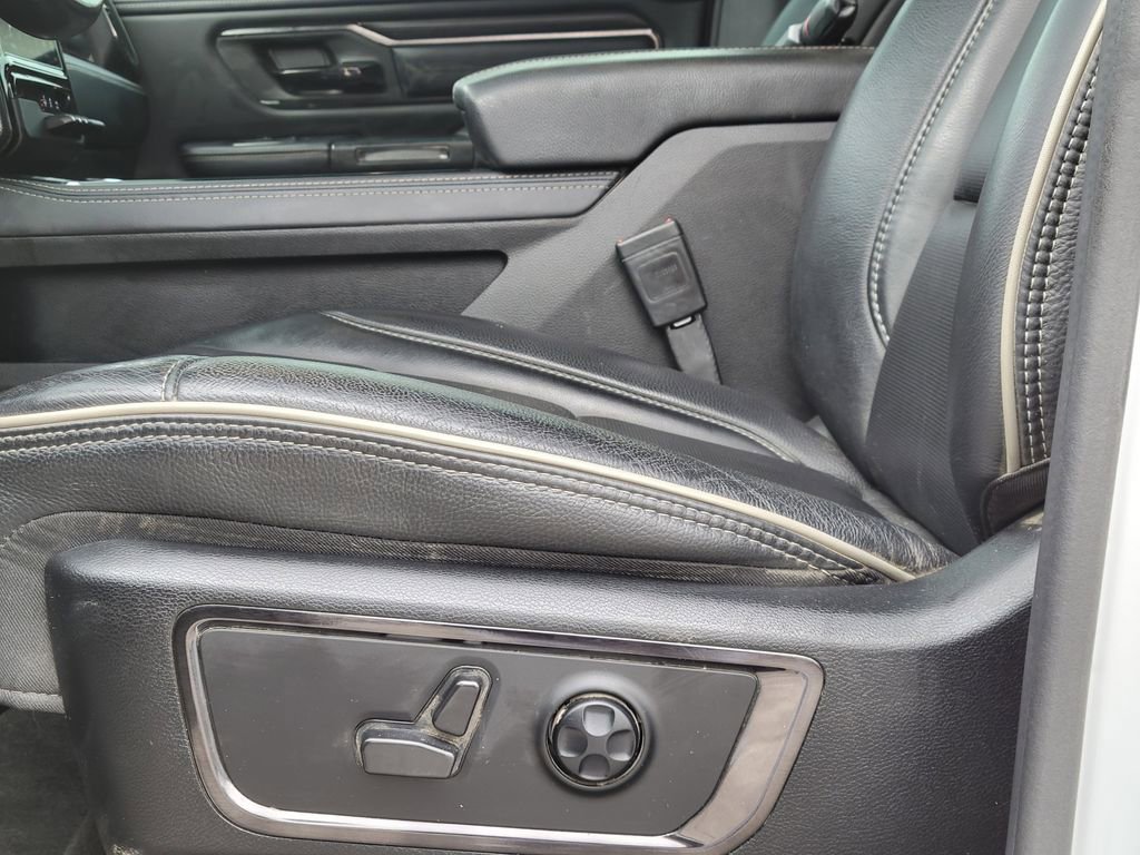 Used 2024 RAM 1500 Limited w/ Body Color Bumper Group image 22