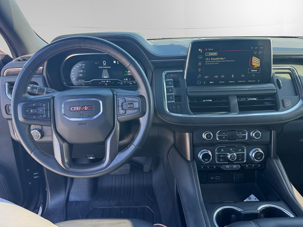 Used 2023 GMC Yukon XL AT4 w/ Technology Package image 10